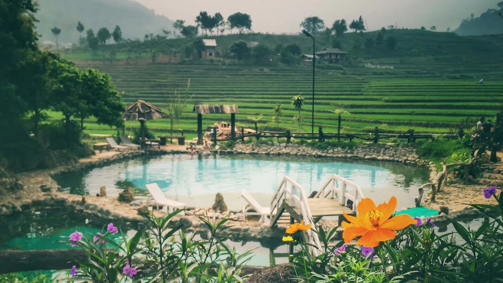 Xả hơi cuối tuần với suối khoáng nóng Trạm Tấu
