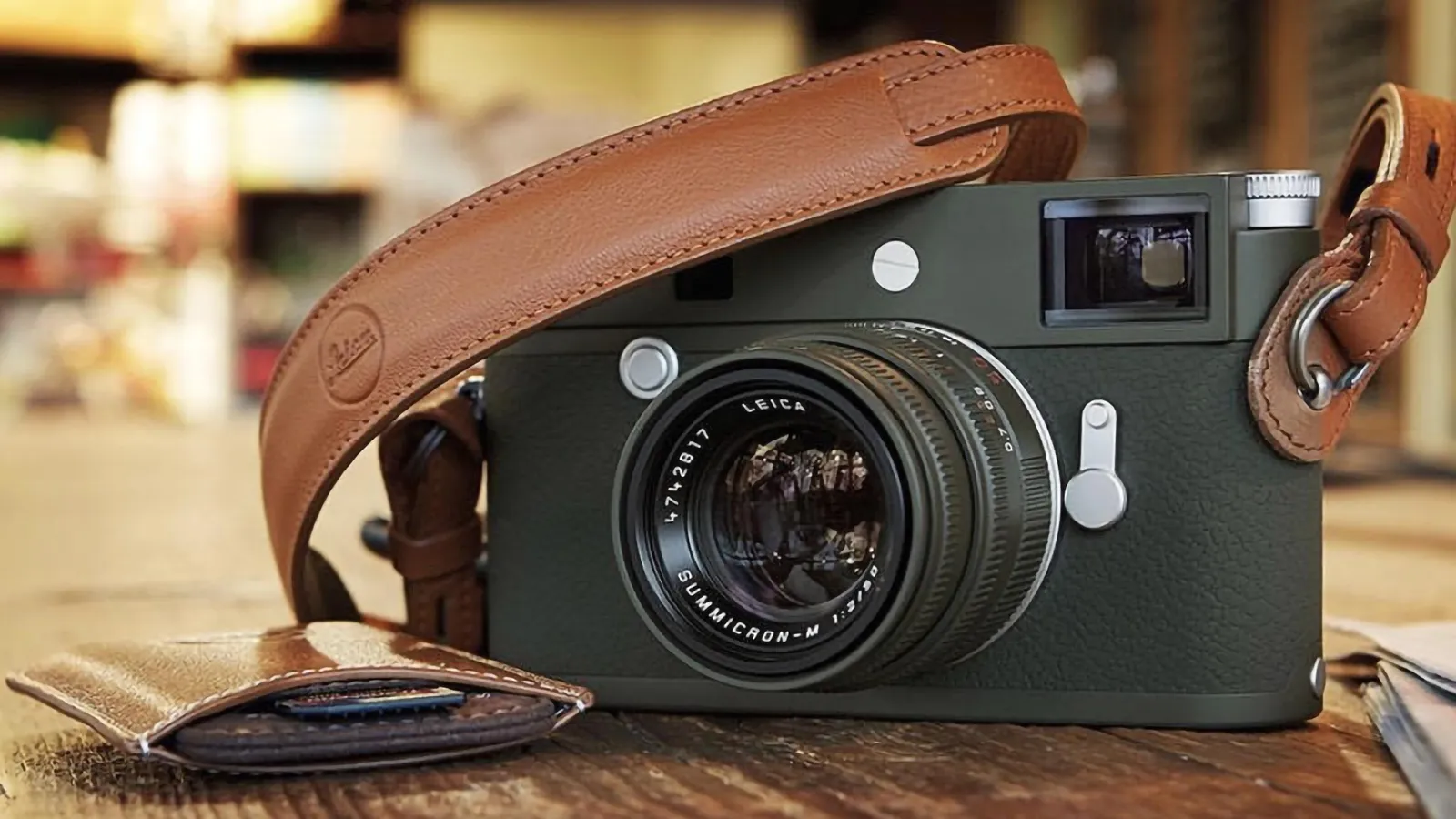 Leica M10-P Safari Limited Edition Set: Chiếc thân máy và ống kính có thể sẽ được bán riêng lẻ?