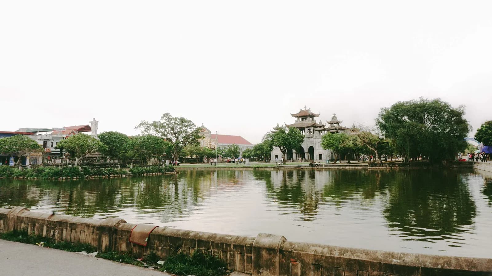 Hành trình đến Phát Diệm trong màn sương sớm