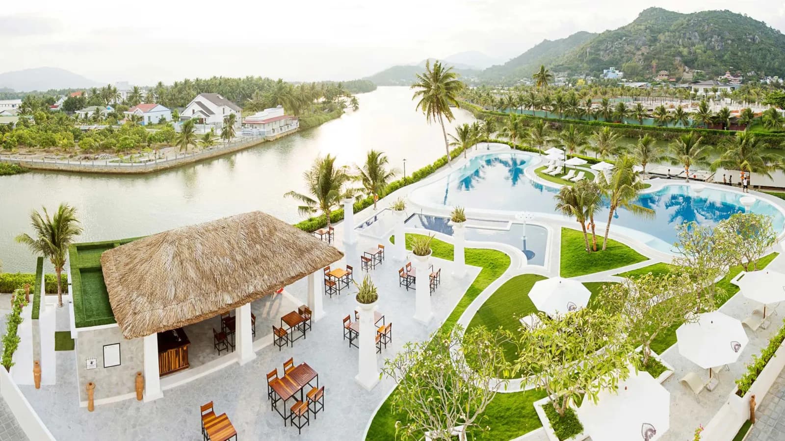 CHAMPA ISLAND Nha Trang – "Ốc Đảo Xanh" giữa thành phố biển