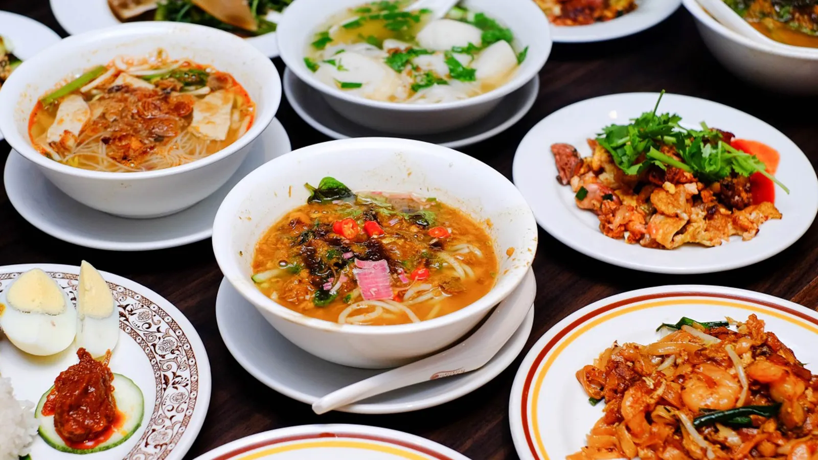 “Căng bụng, chùng da mắt” với những món ăn đường phố Johor Bahru