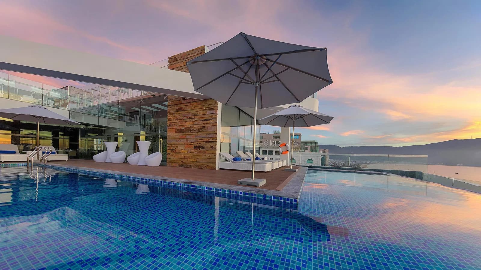 Ưu đãi mùa hè hấp dẫn tại khách sạn 4 sao Belle Maison Parosand Danang 