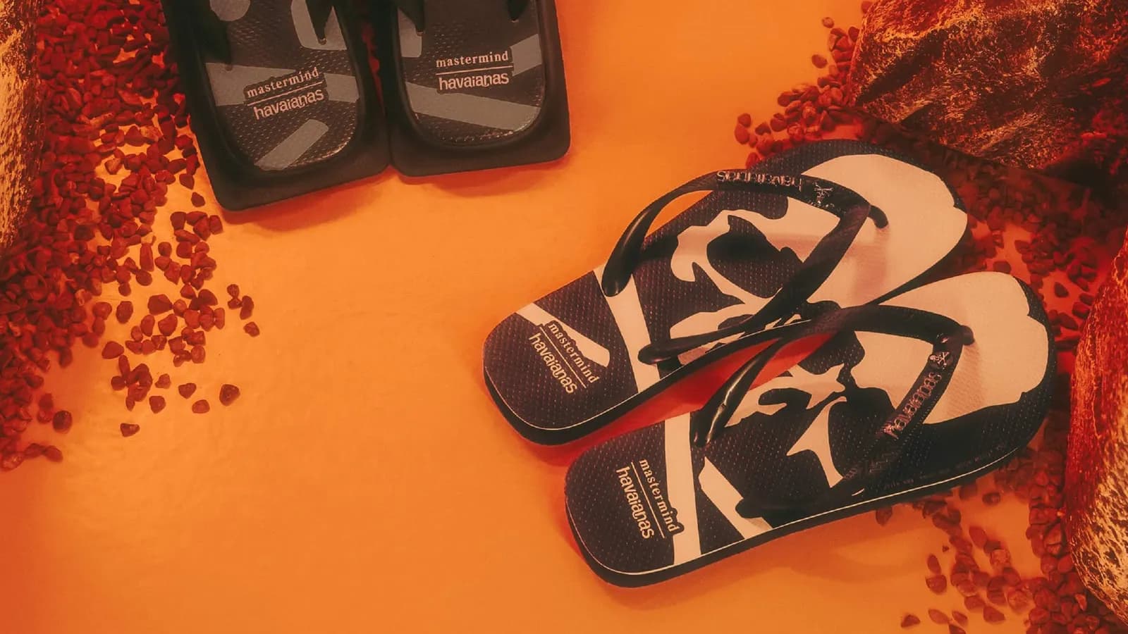 Havaianas hợp tác cùng Mastermind Japan ra mắt siêu phẩm dép tông mang tên ''Tradi Zori''