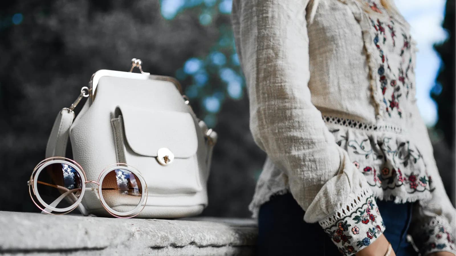 Điểm qua 5 món đồ vintage đang thịnh hành trở lại