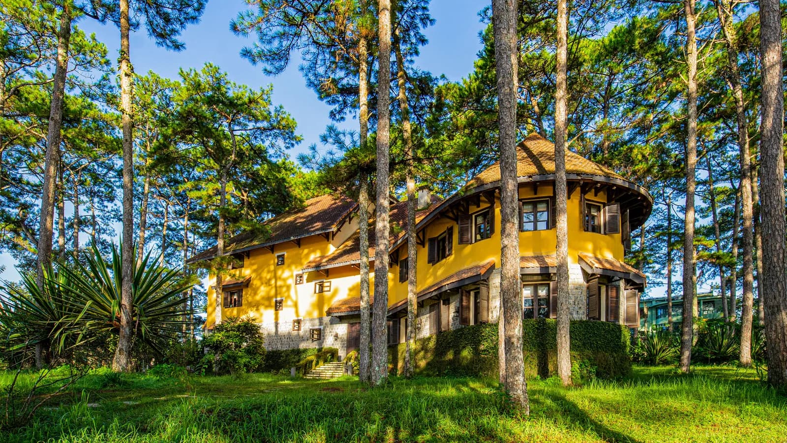 Lạc vào xứ sở cổ tích giữa lòng Đà Lạt tại Ana Villas Dalat Resort & Spa