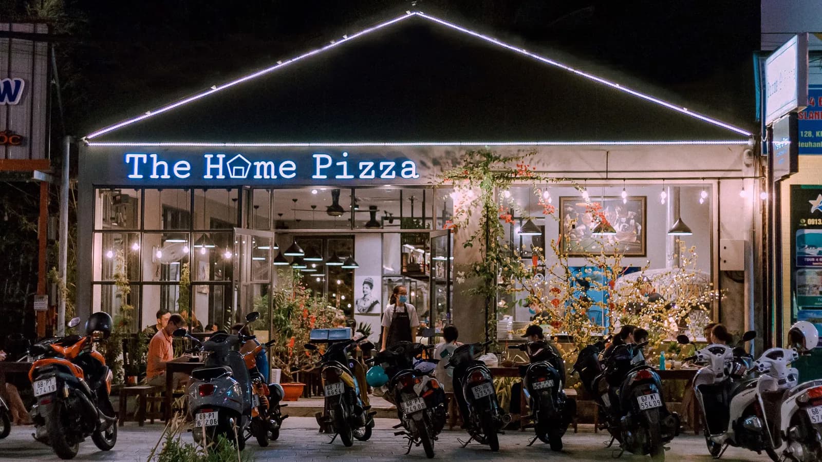 Sức cuốn hút kỳ lạ của món Âu - hồn Việt tại The Home Pizza