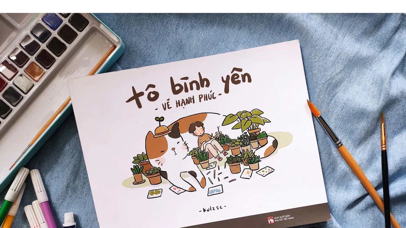 ''Tô bình yên - Vẽ hạnh phúc'': Sách cho những ngày mưa