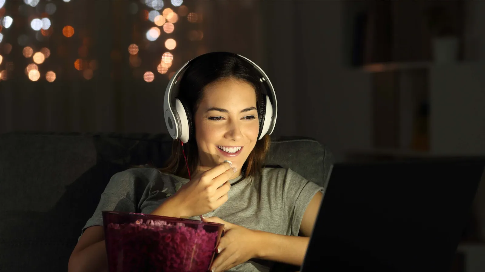 Top 5 bộ phim cực vui vẻ giúp bạn giải trí cuối tuần
