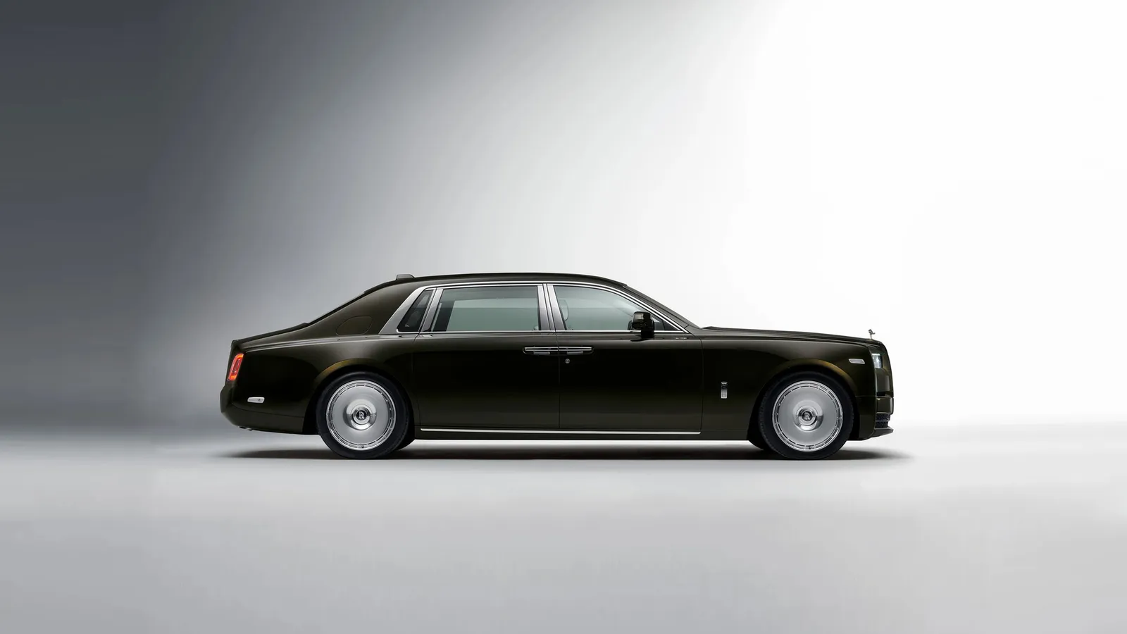 Rolls-Royce Phantom: Lịch sử hình thành một biểu tượng (Phần 2)