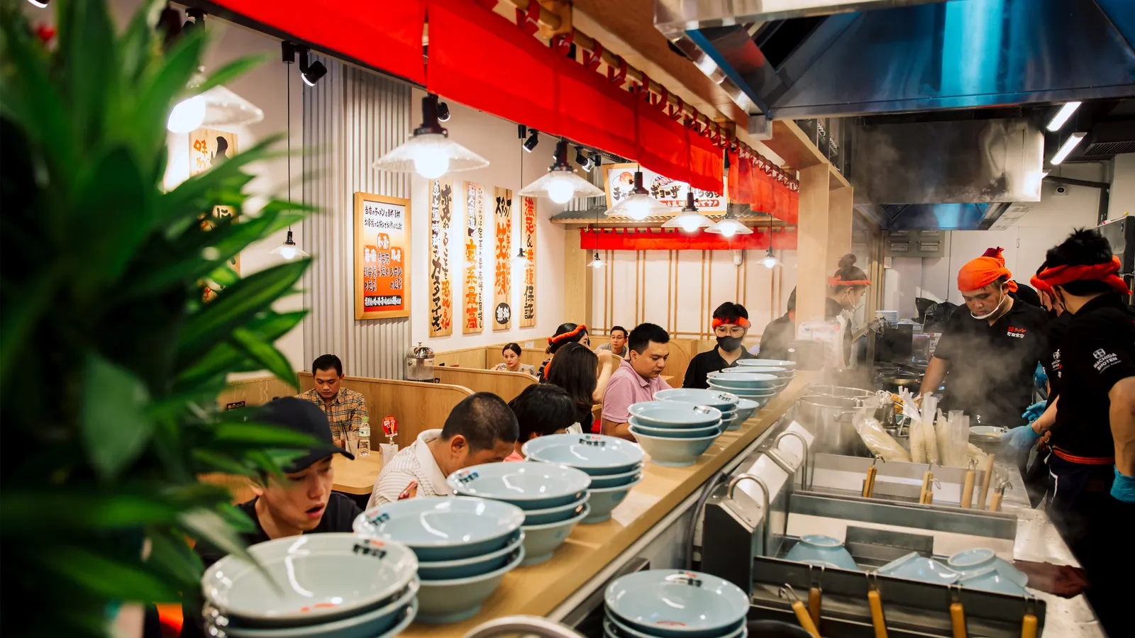 Thương hiệu mì ramen Nhật Bản Machida Shoten khai trương nhà hàng đầu tiên tại Thành phố Hồ Chí Minh
