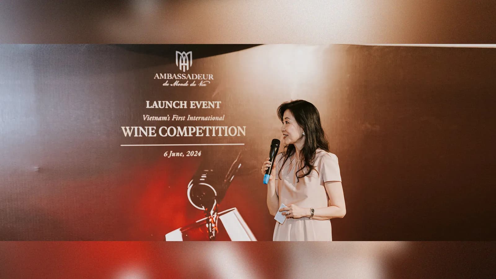 Ambassadeur du Monde du Vin: Cuộc thi rượu vang quốc tế đầu tiên tại Việt Nam