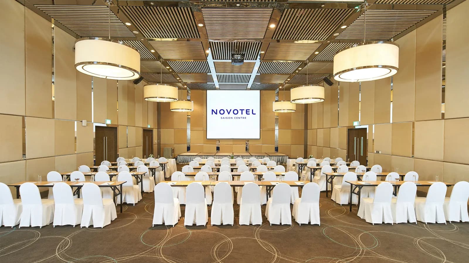 Novotel Saigon Centre - Không gian họp lý tưởng giữa lòng Sài Gòn