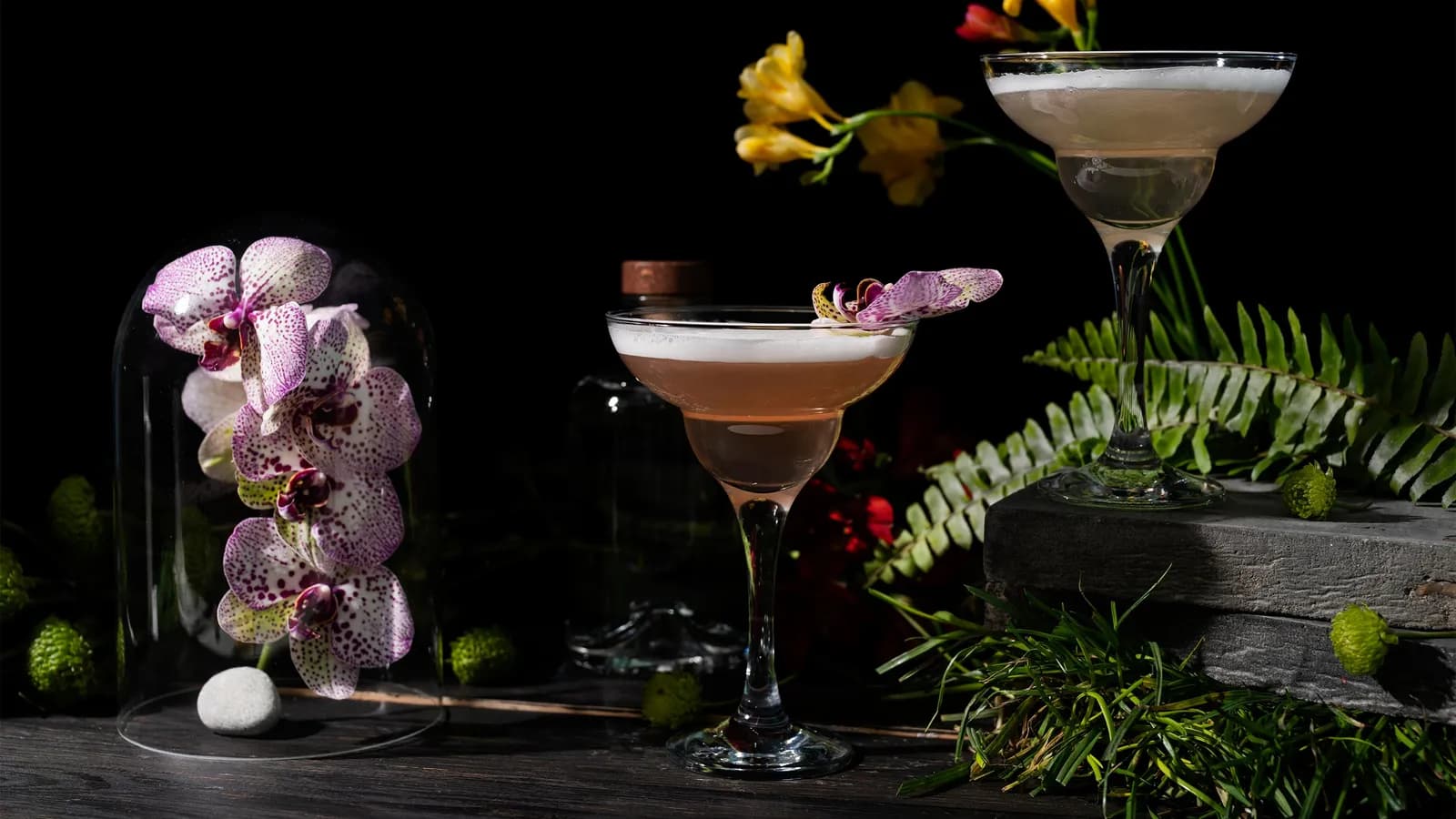 Lịch sử huyền bí về những loại cocktails nổi tiếng nhất thế giới