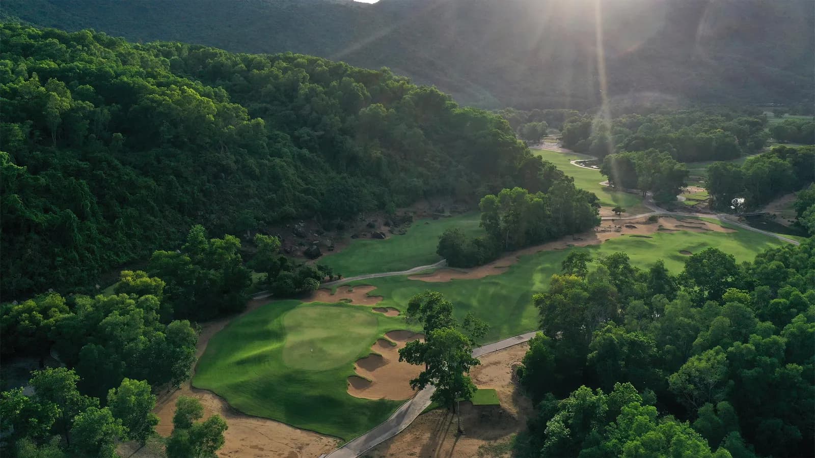 Vietnam Golf Coast hướng đến một năm 2025 bứt phá