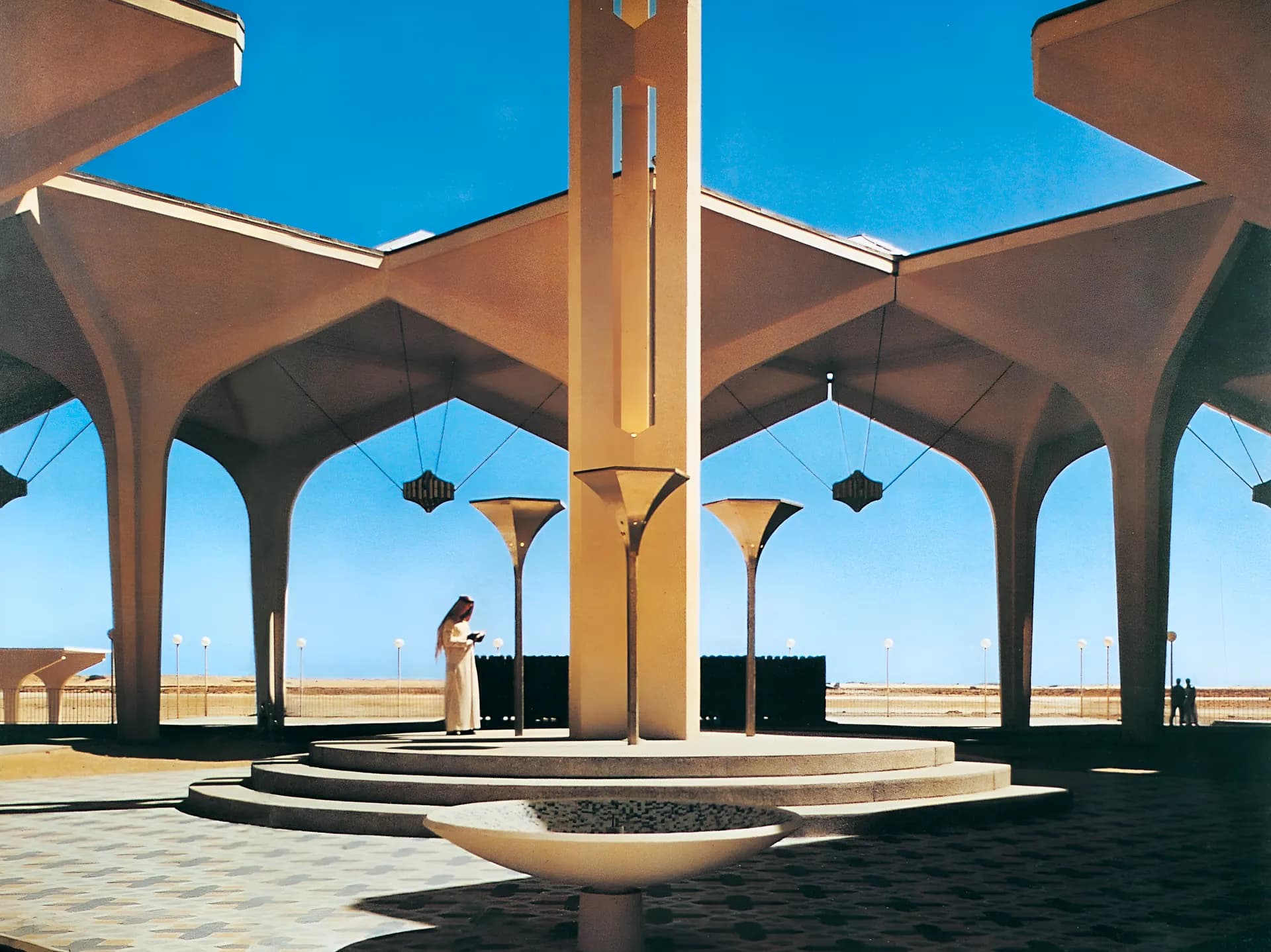 Minoru Yamasaki: Xúc cảm của chủ nghĩa hiện đại