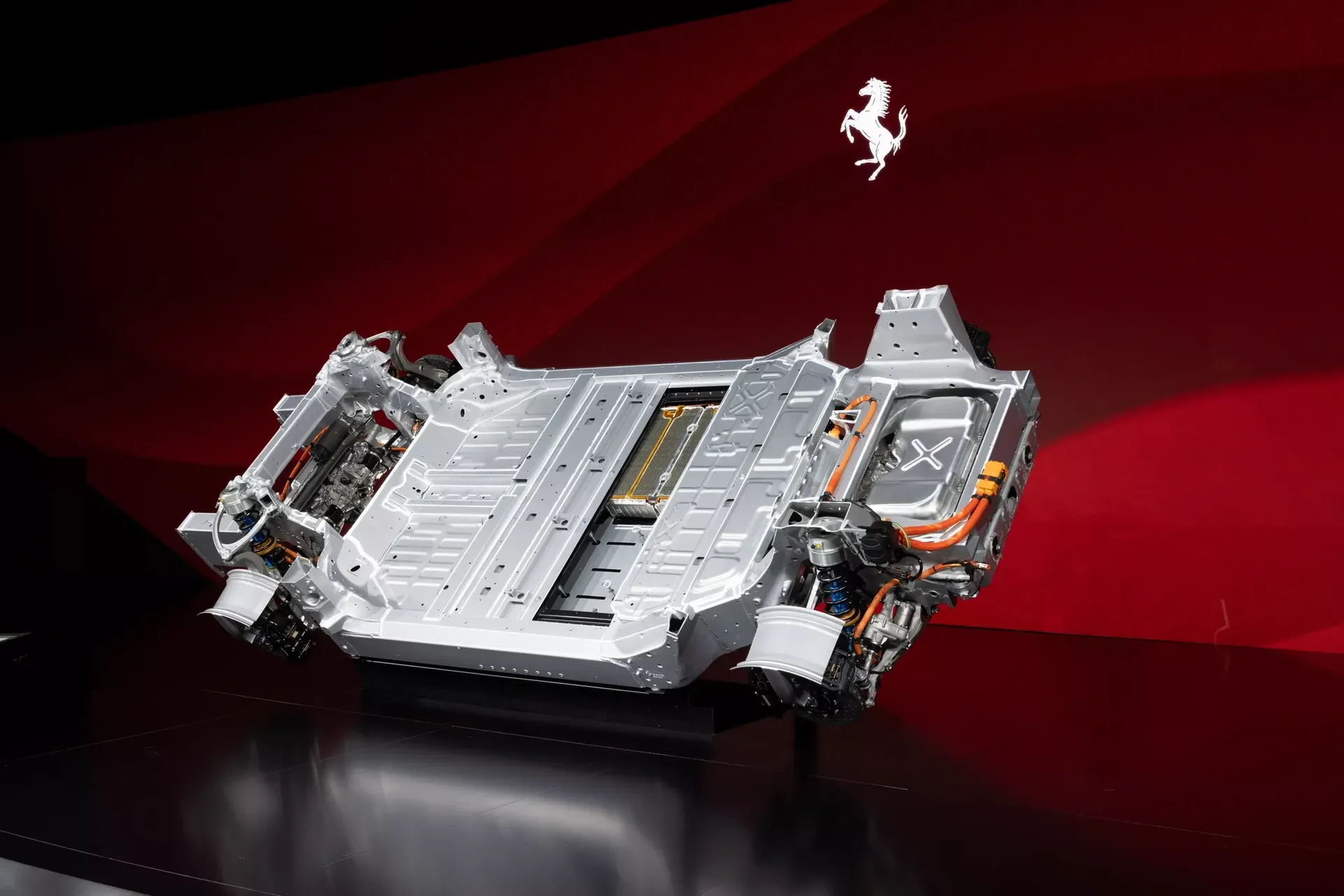 Ferrari sắp ra mắt Elettrica, sẵn sàng cho kỷ nguyên xe thuần điện