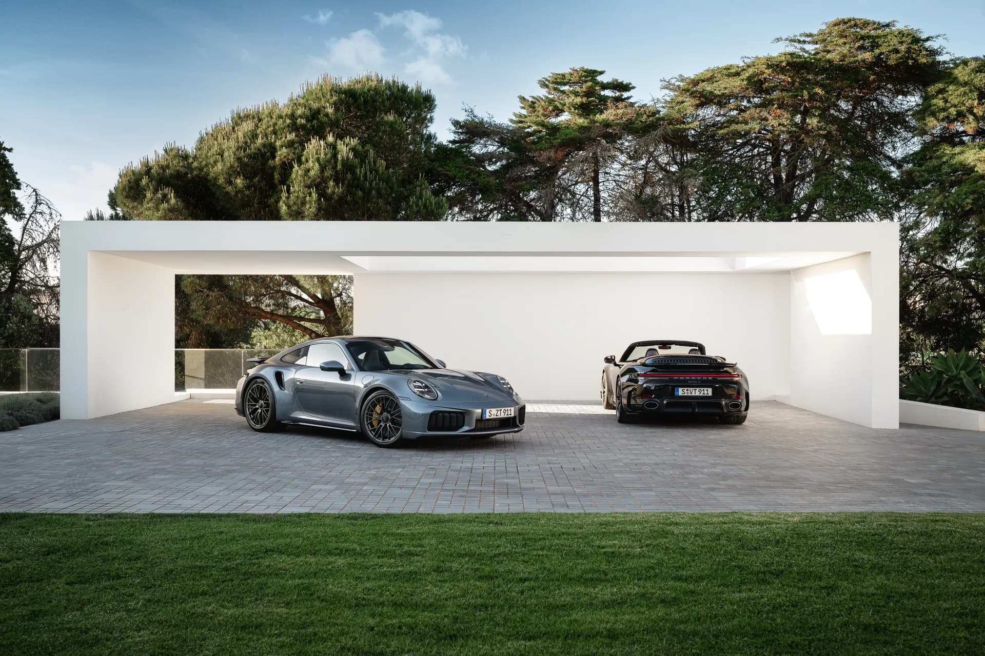 Porsche 911 Turbo S 2025: Mẫu 911 mạnh mẽ nhất từ trước đến nay