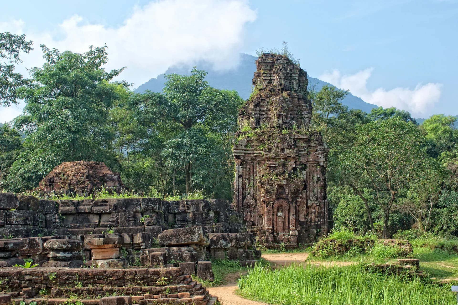 Thánh địa Mỹ Sơn là di sản thế giới "tiềm ẩn" của châu Á