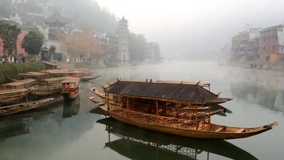 Trung Hoa bên ngoài cửa sổ