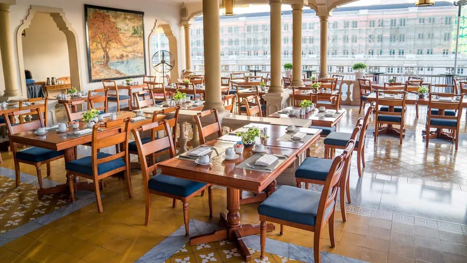Khách sạn Rex Sài Gòn - Ra mắt thực đơn hoàn toàn mới tại Rooftop Garden Bar