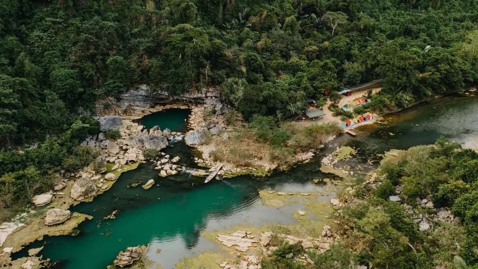 Hành trình khám phá Hang Tiên cùng Oxalis Adventure 