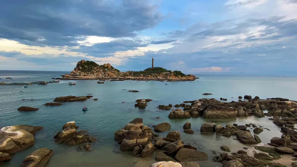 Hải đăng Kê Gà - Ánh lửa dẫn đường giữa lòng biển cả 