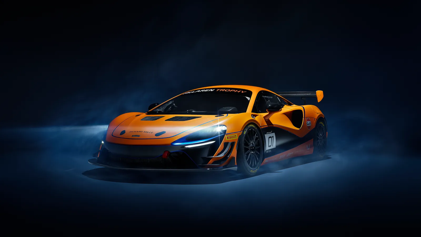 Ra mắt giải đua Pro-Am McLaren Trophy cùng mẫu Artura đặc biệt