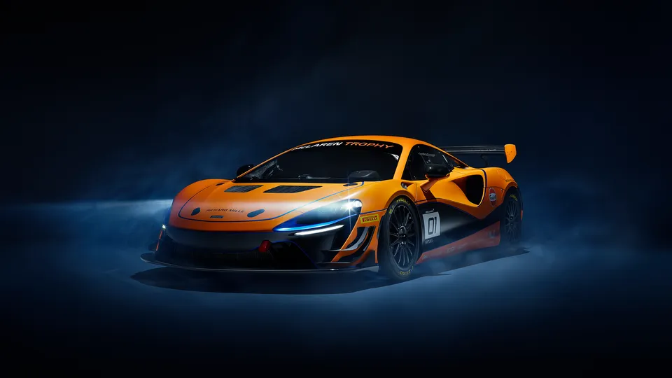 Ra mắt giải đua Pro-Am McLaren Trophy cùng mẫu Artura đặc biệt