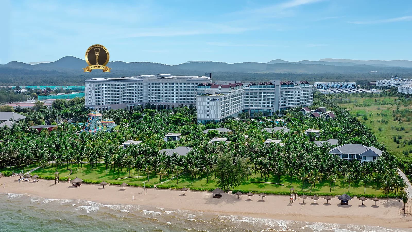 Radisson Blu Resort Phú Quốc được vinh danh Khu nghỉ dưỡng biển sang trọng bởi World Luxury Hotel Awards 2022