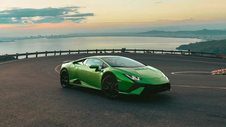 Lamborghini Huracan Tecnica đến Hà Nội