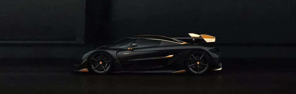 Koenigsegg Jesko Attack: “Quái thú” lấp lánh ánh vàng 24K