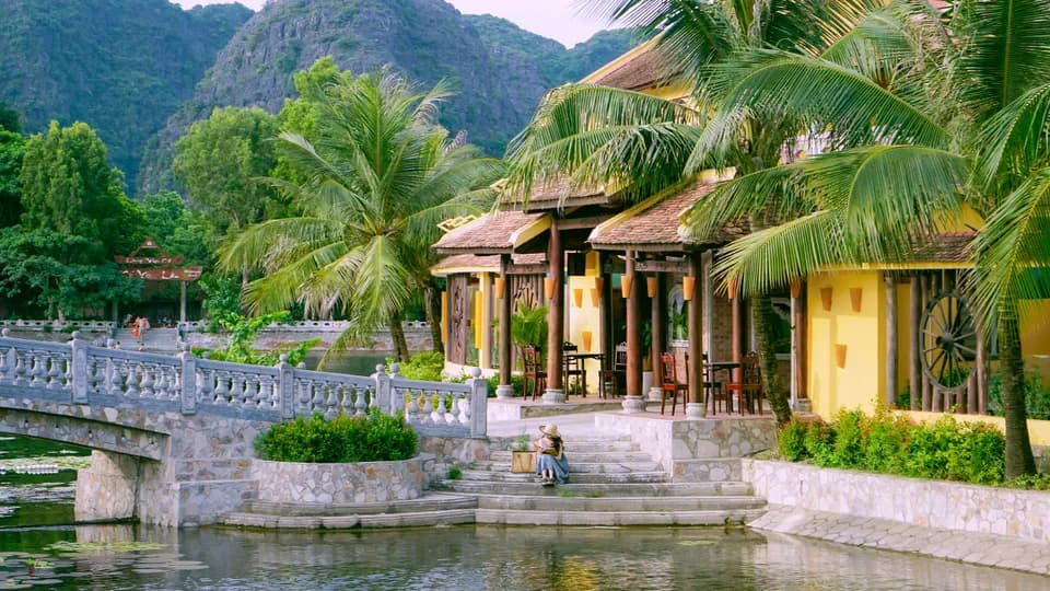 Tận hưởng mùa hè đậm chất thơ cùng Emeralda Resort Tam Cốc