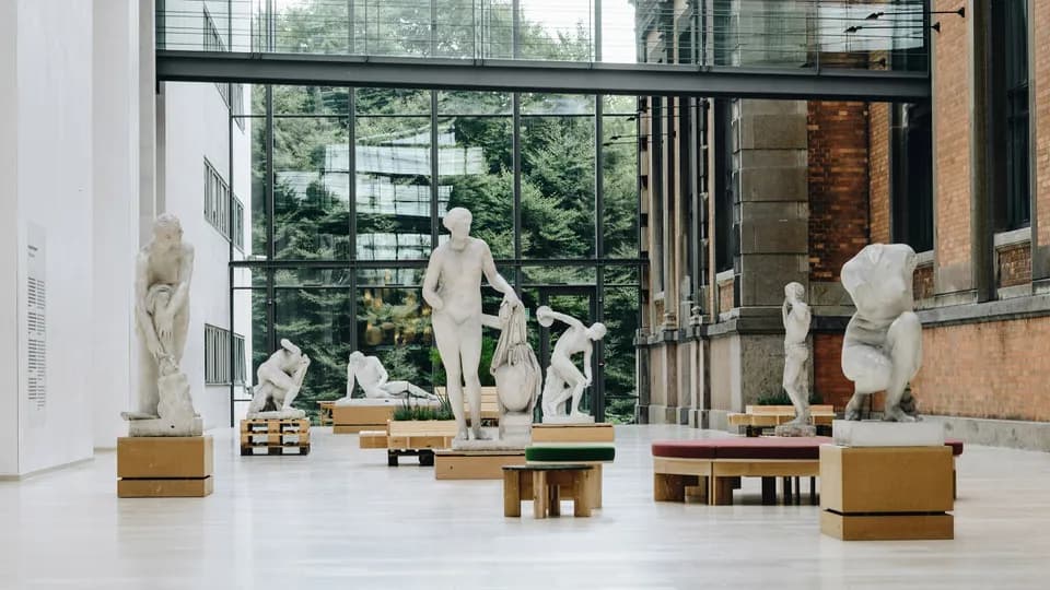 Top 100 bảo tàng nghệ thuật thế giới: Louvre dẫn đầu bảng, châu Á thăng hoa