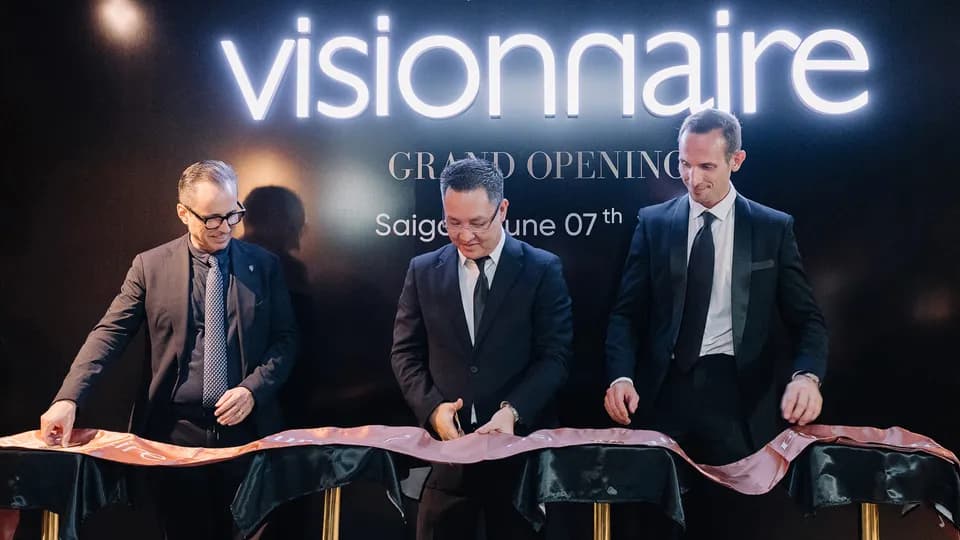 Khai trương showroom Monobrand đầu tiên của Visionnaire tại Việt Nam