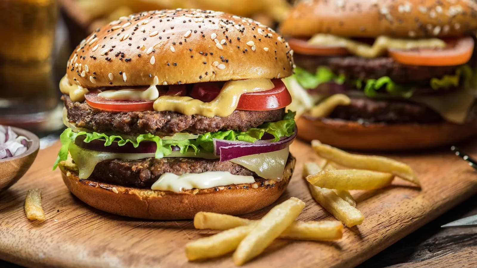 SHOULD WE EAT LESS MEAT? (Bilingual Ver.)