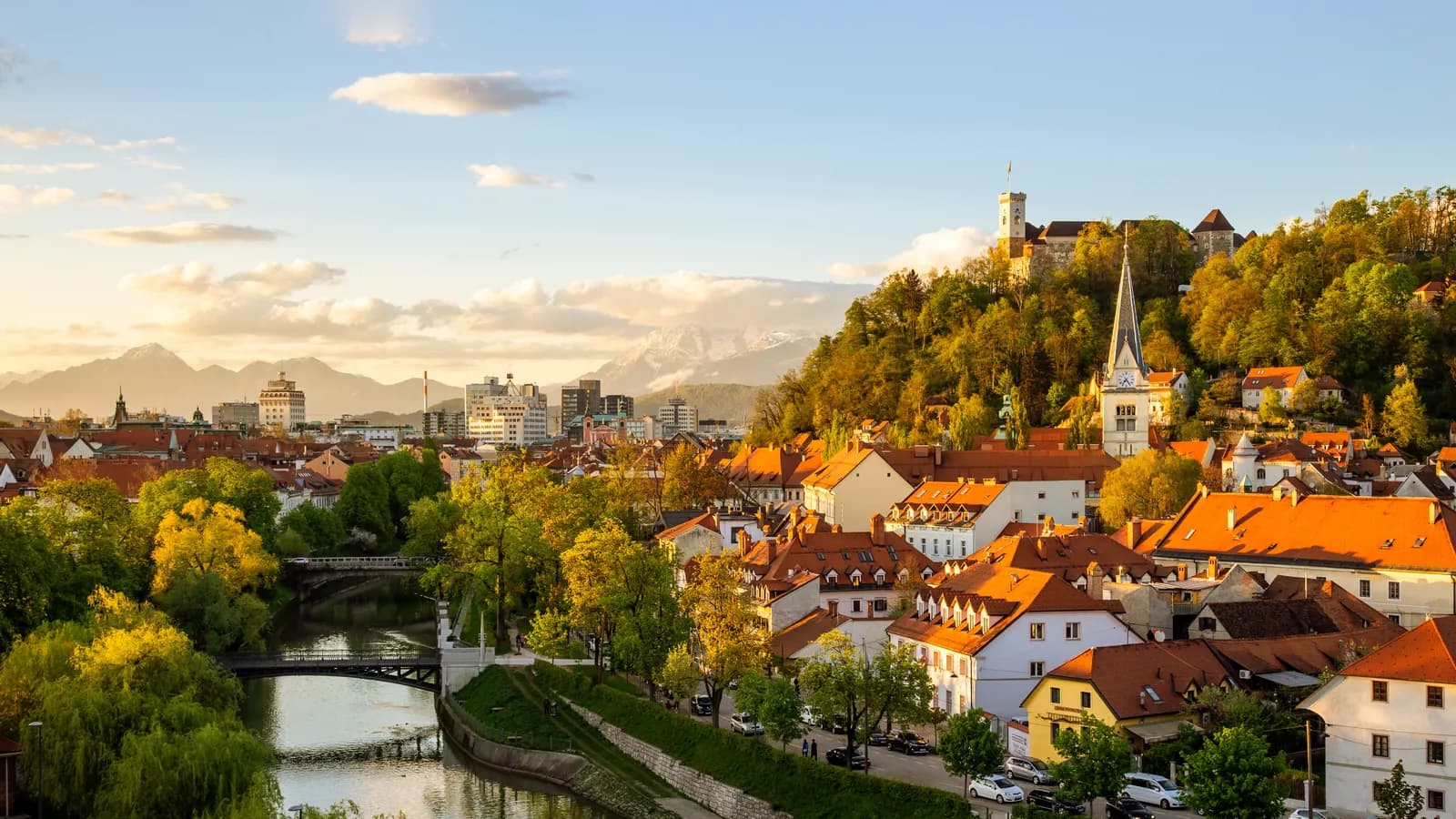 Ljubljana: Thành phố của Rồng, thủ phủ xanh của châu Âu