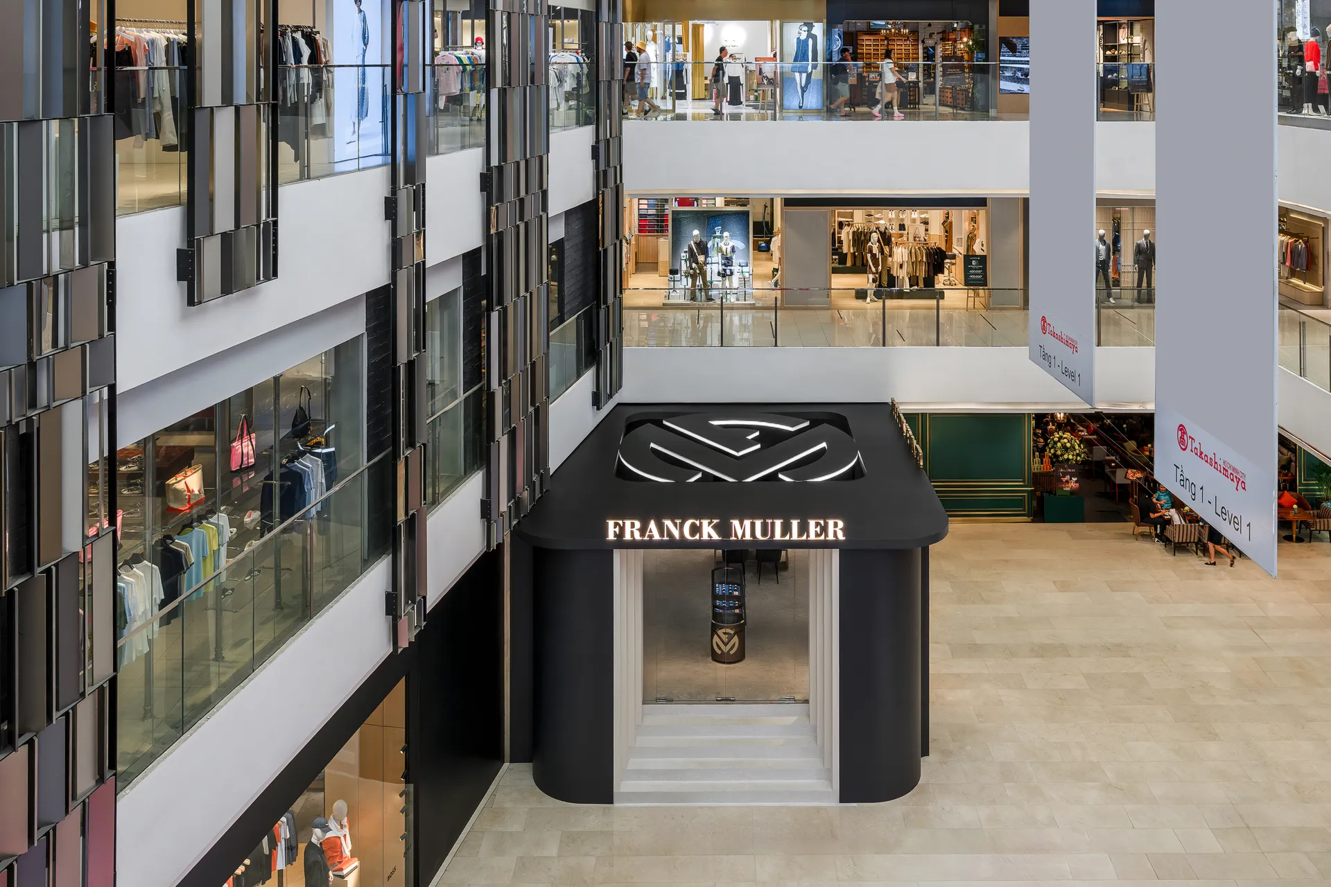 Franck Muller ra mắt không gian Pop-up ấn tượng tại Saigon Centre