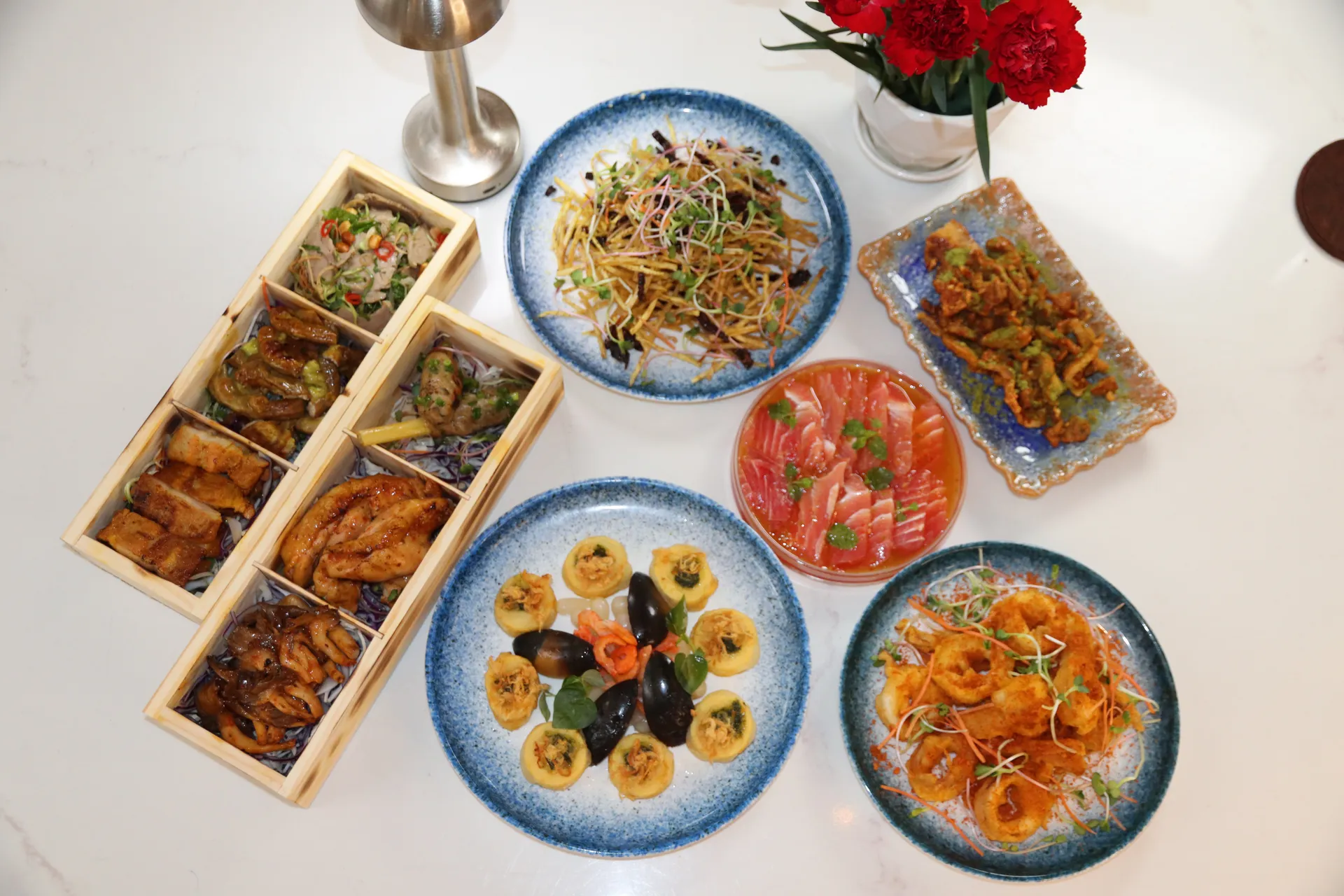 Ẩm thực mùa cuối năm hấp dẫn tại Madame Lam và Chuồn Food & Drinks