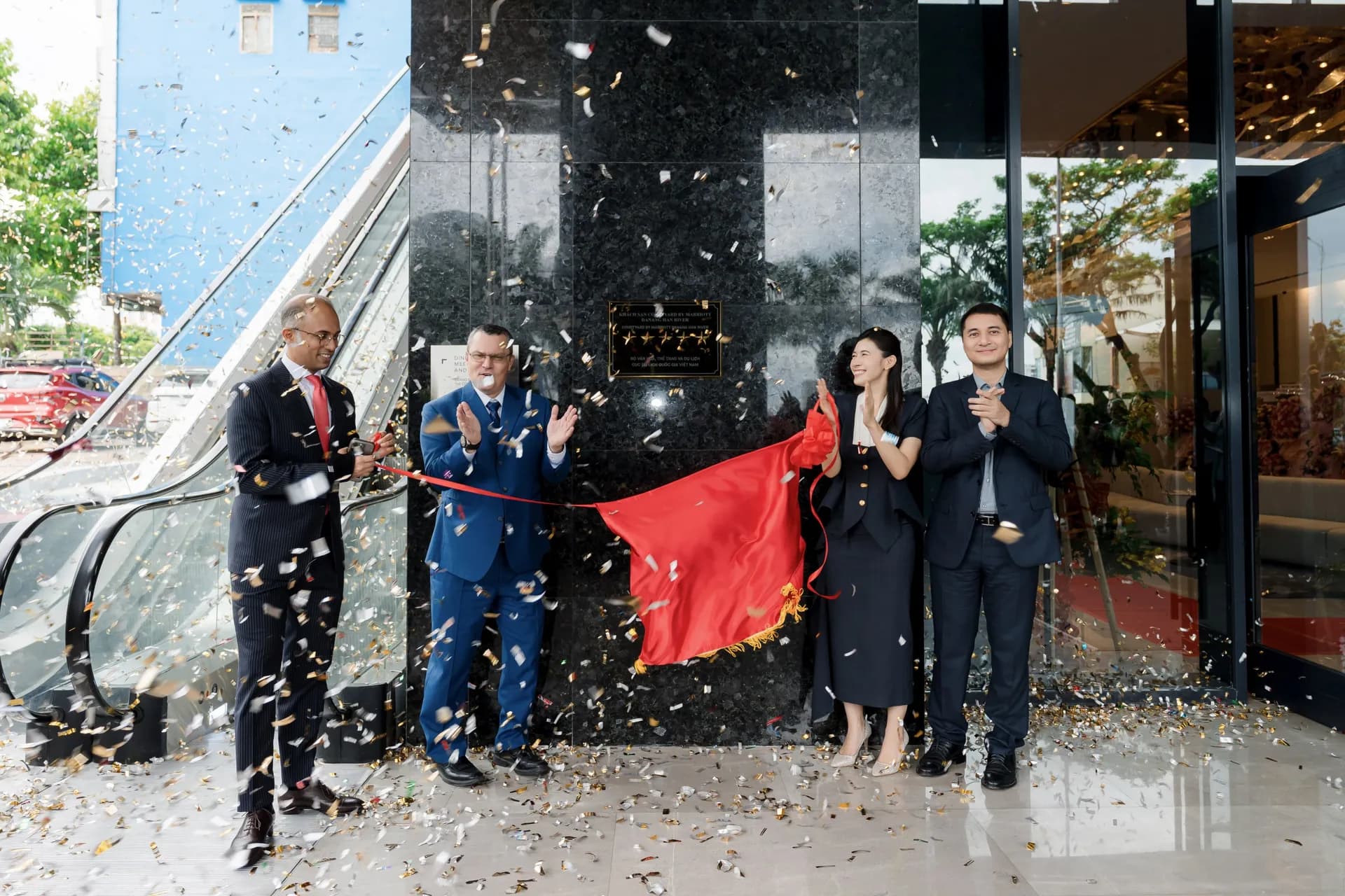 Courtyard By Marriott Danang Han River chính thức đạt chuẩn 5 sao