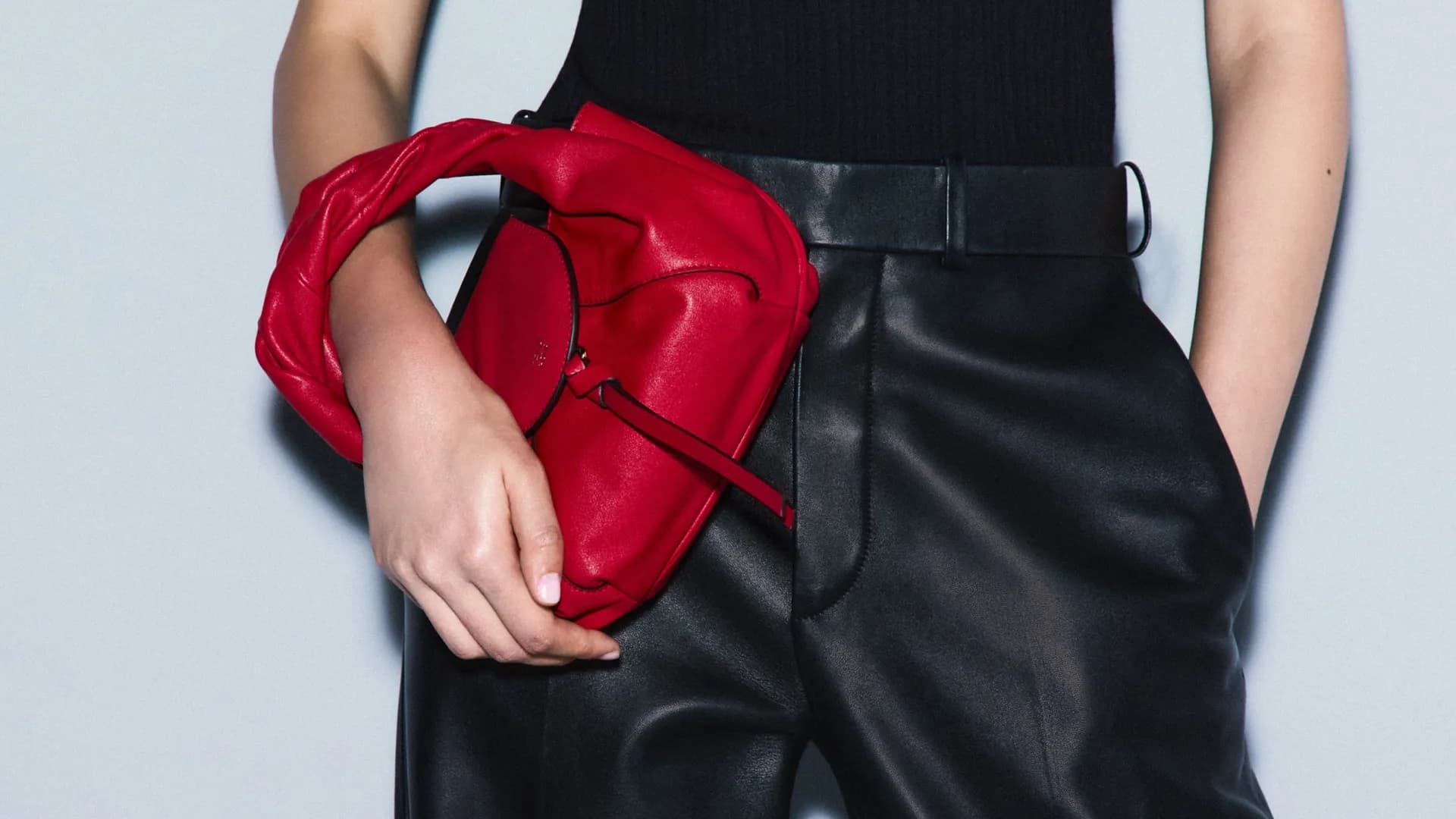 FENDI Pre 2026: Hồi ức thập niên 80 của Silvia Venturini
